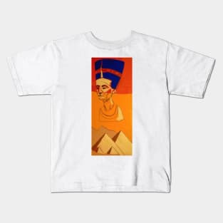 QUEEN NEFERTITI Kids T-Shirt